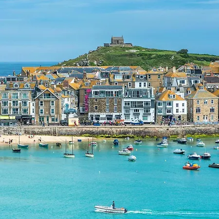 Manor Court * Penzance